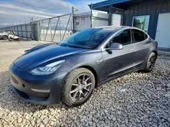 5YJ3E1EA1JF005040 2018 TESLA MODEL 3