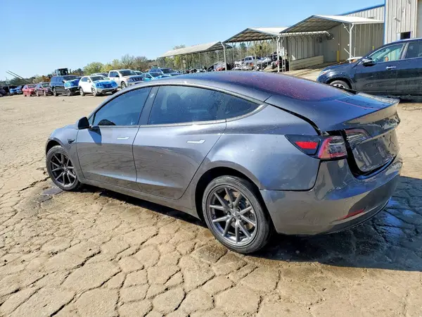 5YJ3E1EA1JF005099 2018 TESLA MODEL 3 - Image 2