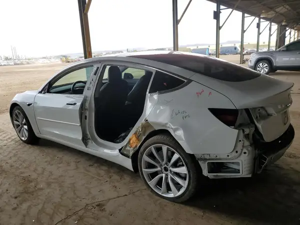 5YJ3E1EA1JF006432 2018 TESLA MODEL 3 - Image 2