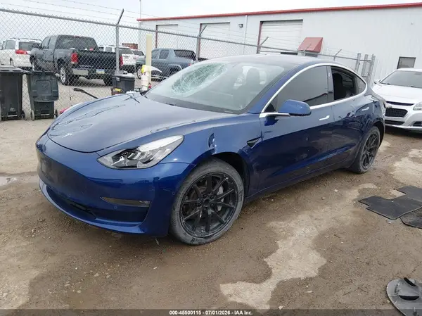 5YJ3E1EA1JF007242 2018 TESLA MODEL 3 - Image 2