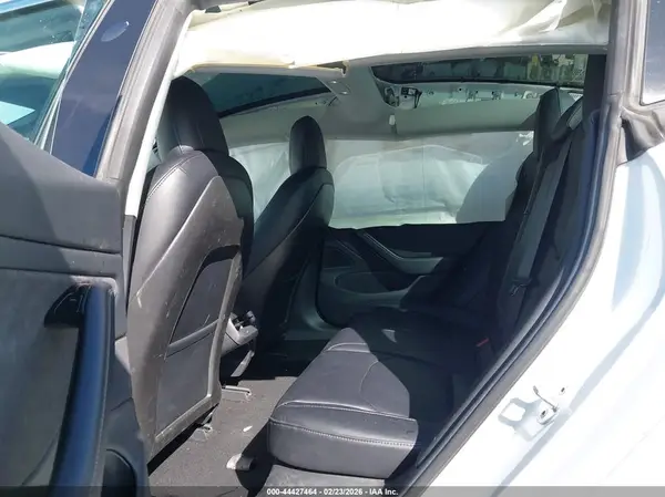 5YJ3E1EA1JF007452 2018 TESLA MODEL 3 - Image 8