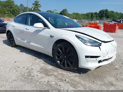 5YJ3E1EA1JF008181 2018 TESLA MODEL 3