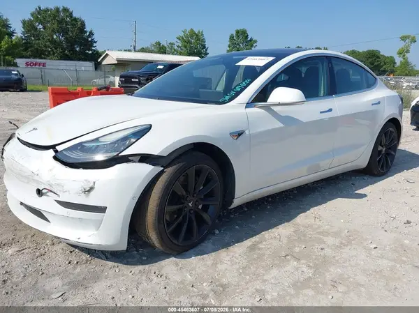 5YJ3E1EA1JF008181 2018 TESLA MODEL 3 - Image 2