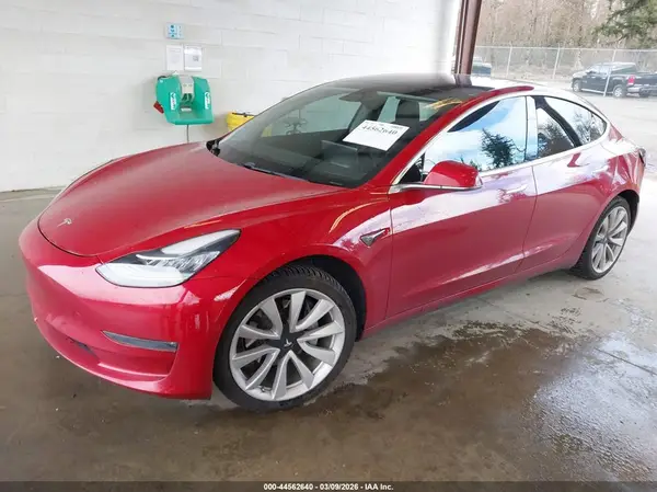 5YJ3E1EA1JF009833 2018 TESLA MODEL 3 - Image 2