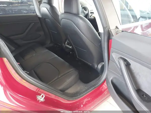 5YJ3E1EA1JF009833 2018 TESLA MODEL 3 - Image 8
