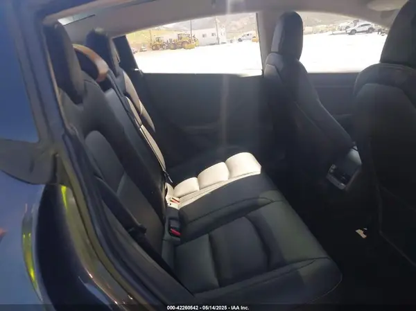 5YJ3E1EA1JF014210 2018 TESLA MODEL 3 - Image 8