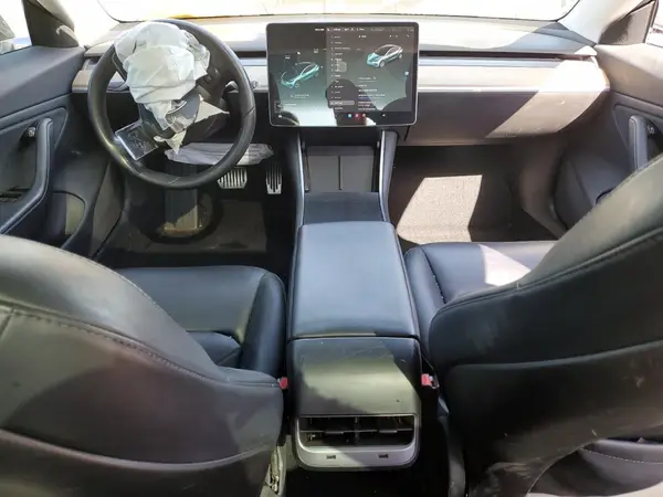 5YJ3E1EA1JF016216 2018 TESLA MODEL 3 - Image 8