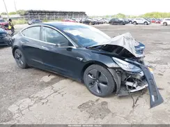 5YJ3E1EA1JF018709 2018 TESLA MODEL 3