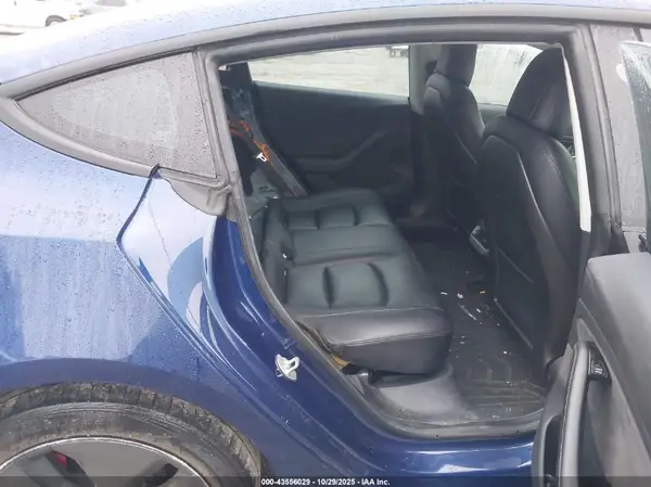 5YJ3E1EA1JF019522 2018 TESLA MODEL 3 - Image 8