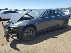 5YJ3E1EA1JF020024 2018 TESLA MODEL 3