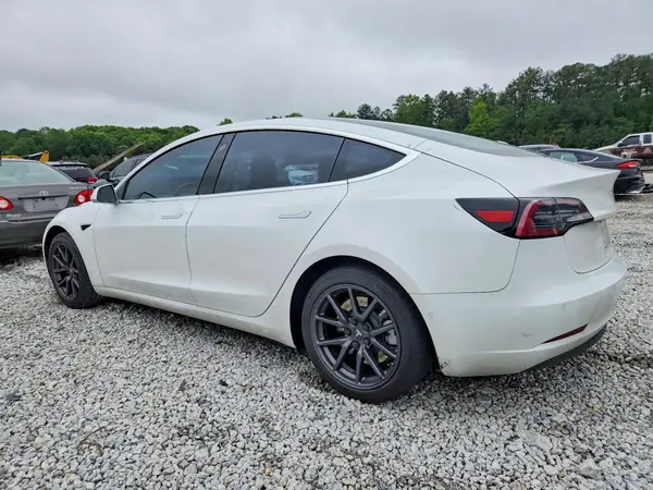 5YJ3E1EA1JF023120 2018 TESLA MODEL 3 - Image 2
