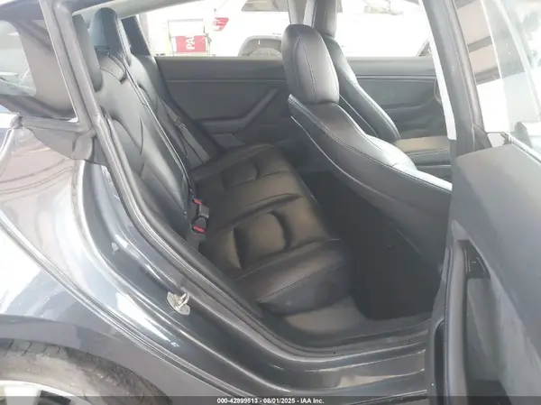 5YJ3E1EA1JF023747 2018 TESLA MODEL 3 - Image 8