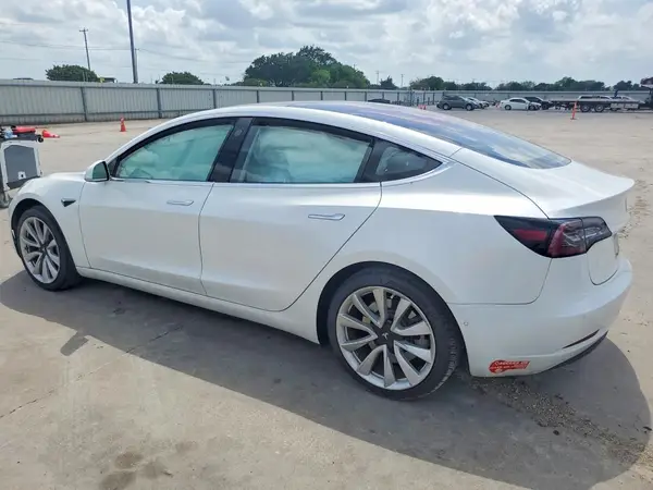 5YJ3E1EA1JF025031 2018 TESLA MODEL 3 - Image 2