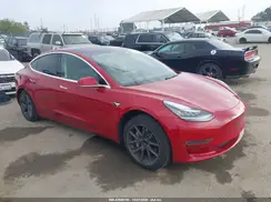 5YJ3E1EA1JF026020 2018 TESLA MODEL 3