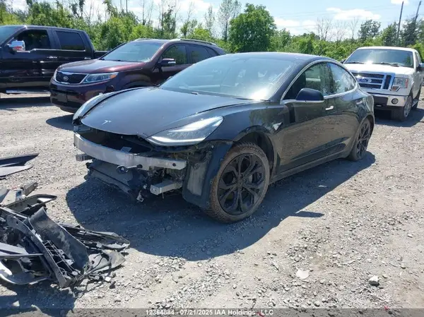 5YJ3E1EA1JF026521 2018 TESLA MODEL 3 - Image 2