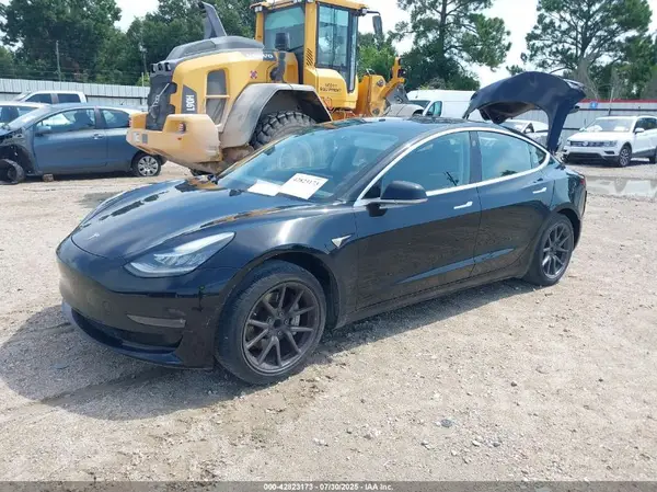 5YJ3E1EA1JF027359 2018 TESLA MODEL 3 - Image 2