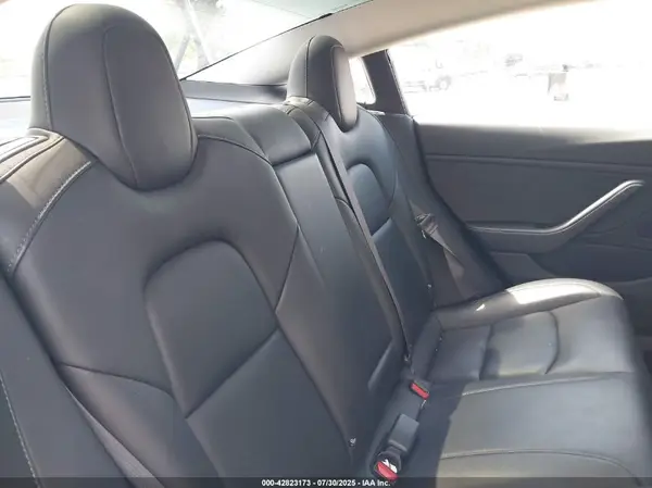 5YJ3E1EA1JF027359 2018 TESLA MODEL 3 - Image 8