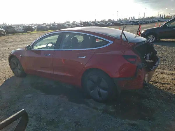 5YJ3E1EA1JF030777 2018 TESLA MODEL 3 - Image 2