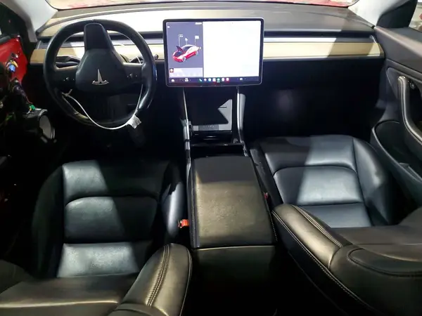 5YJ3E1EA1JF032481 2018 TESLA MODEL 3 - Image 8