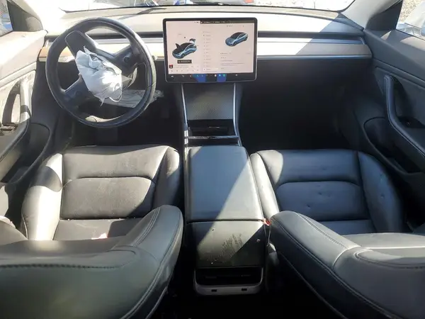 5YJ3E1EA1JF032688 2018 TESLA MODEL 3 - Image 8