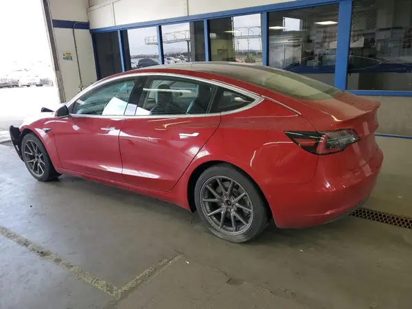 5YJ3E1EA1JF034098 2018 TESLA MODEL 3 - Image 2