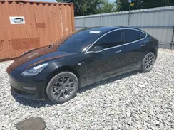 5YJ3E1EA1JF034411 2018 TESLA MODEL 3