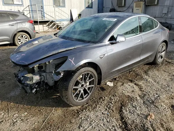 5YJ3E1EA1JF034621 2018 TESLA MODEL 3 - Image 1