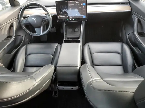 5YJ3E1EA1JF034621 2018 TESLA MODEL 3 - Image 8