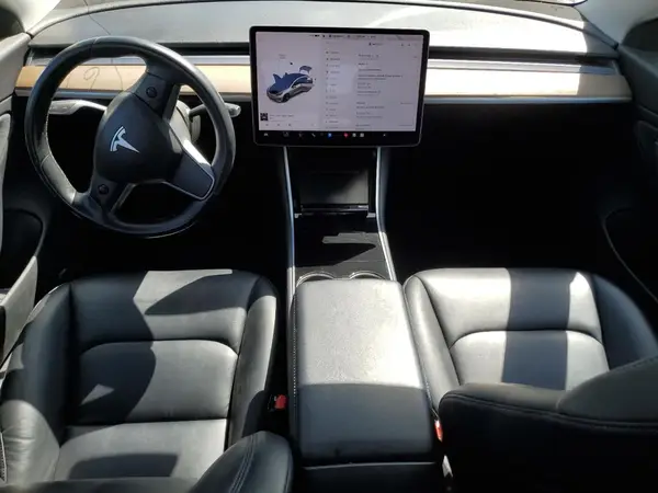 5YJ3E1EA1JF034800 2018 TESLA MODEL 3 - Image 8