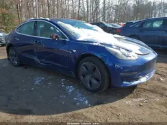 5YJ3E1EA1JF038443 2018 TESLA MODEL 3