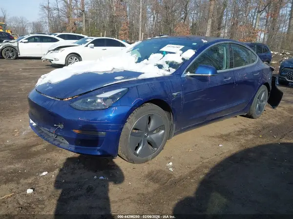 5YJ3E1EA1JF038443 2018 TESLA MODEL 3 - Image 2