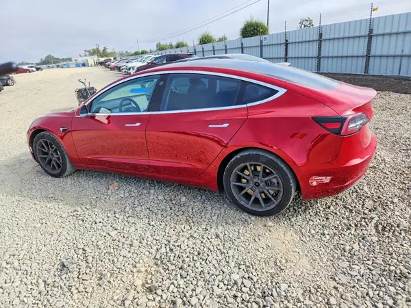 5YJ3E1EA1JF040757 2018 TESLA MODEL 3 - Image 2