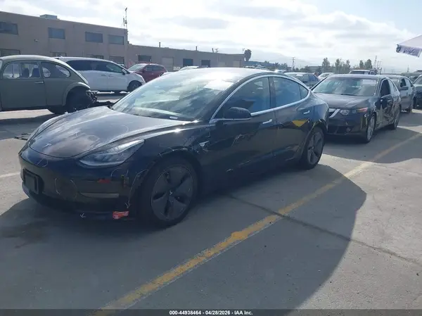 5YJ3E1EA1JF041410 2018 TESLA MODEL 3 - Image 2
