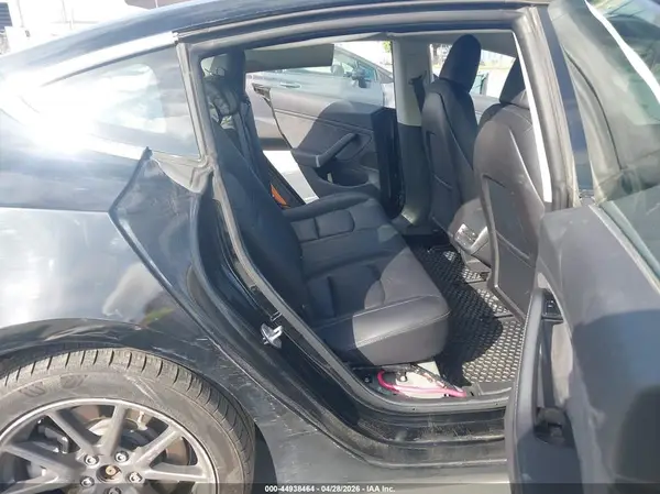 5YJ3E1EA1JF041410 2018 TESLA MODEL 3 - Image 8