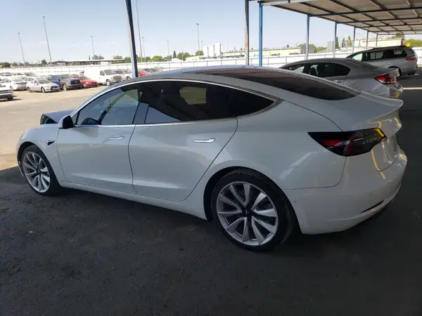 5YJ3E1EA1JF047109 2018 TESLA MODEL 3 - Image 2