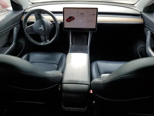5YJ3E1EA1JF048034 2018 TESLA MODEL 3 - Image 8