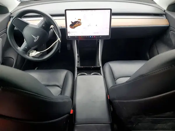 5YJ3E1EA1JF048499 2018 TESLA MODEL 3 - Image 8