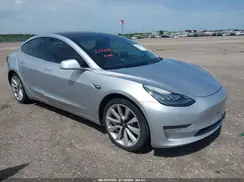 5YJ3E1EA1JF048664 2018 TESLA MODEL 3
