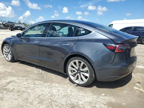 5YJ3E1EA1JF049216 2018 TESLA MODEL 3 - Image 2