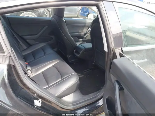 5YJ3E1EA1JF050513 2018 TESLA MODEL 3 - Image 8