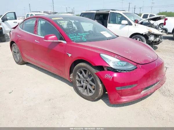 5YJ3E1EA1JF051340 2018 TESLA MODEL 3 - Image 1