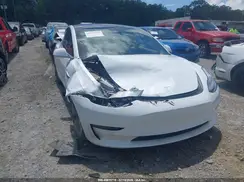 5YJ3E1EA1JF057493 2018 TESLA MODEL 3