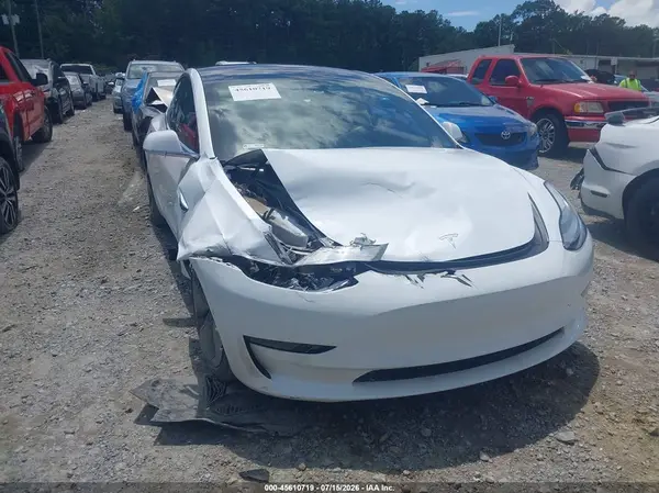 5YJ3E1EA1JF057493 2018 TESLA MODEL 3 - Image 1