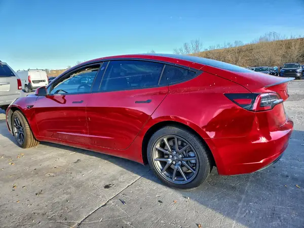5YJ3E1EA1JF058126 2018 TESLA MODEL 3 - Image 2
