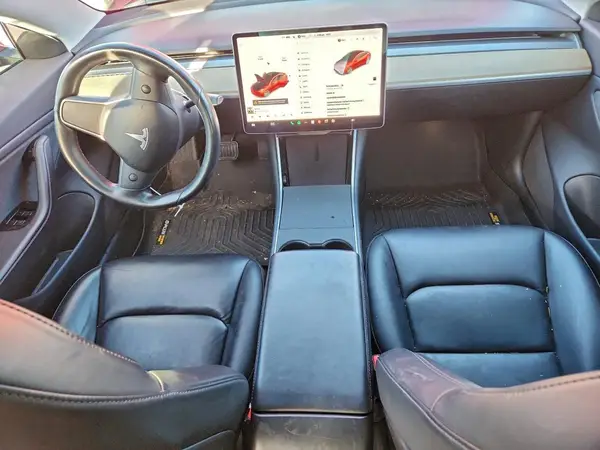 5YJ3E1EA1JF058126 2018 TESLA MODEL 3 - Image 8