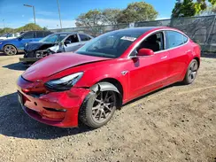 5YJ3E1EA1JF058501 2018 TESLA MODEL 3