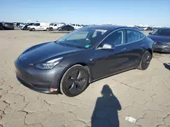 5YJ3E1EA1JF058689 2018 TESLA MODEL 3