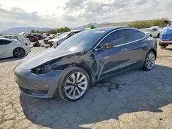 5YJ3E1EA1JF059521 2018 TESLA MODEL 3