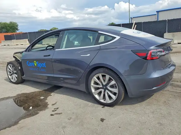 5YJ3E1EA1JF059616 2018 TESLA MODEL 3 - Image 2