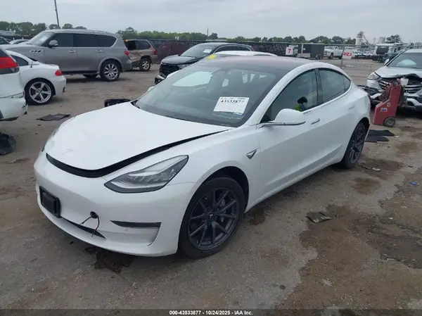 5YJ3E1EA1JF059700 2018 TESLA MODEL 3 - Image 2